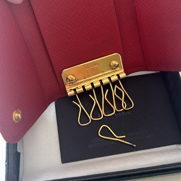 Prada Bow Key Holder Wallet - Picture 10 of 10
